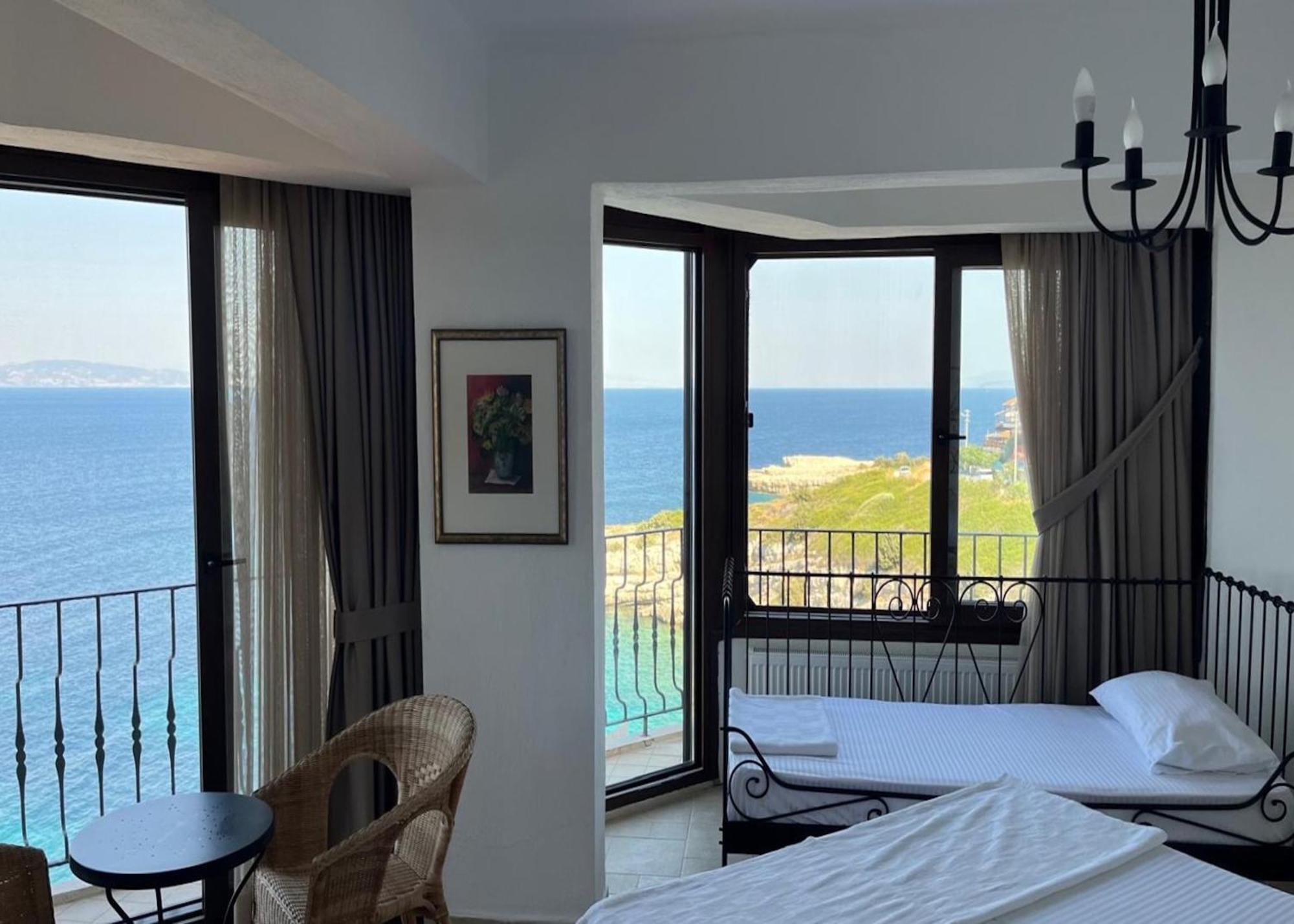 קרבורון Nergis Hotel מראה חיצוני תמונה
