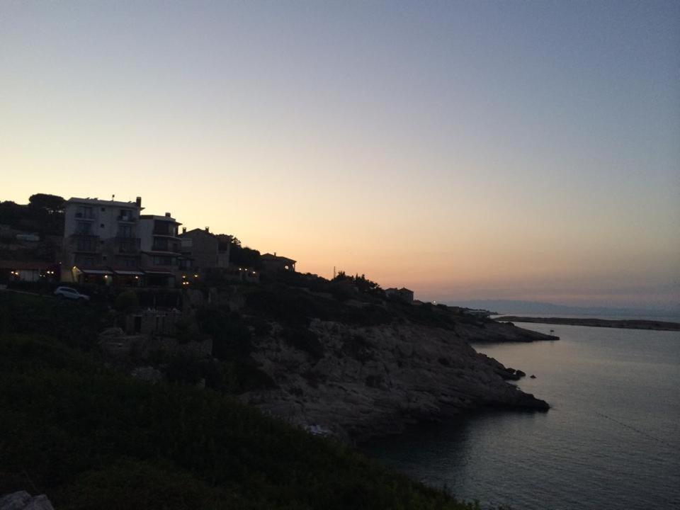 קרבורון Nergis Hotel מראה חיצוני תמונה