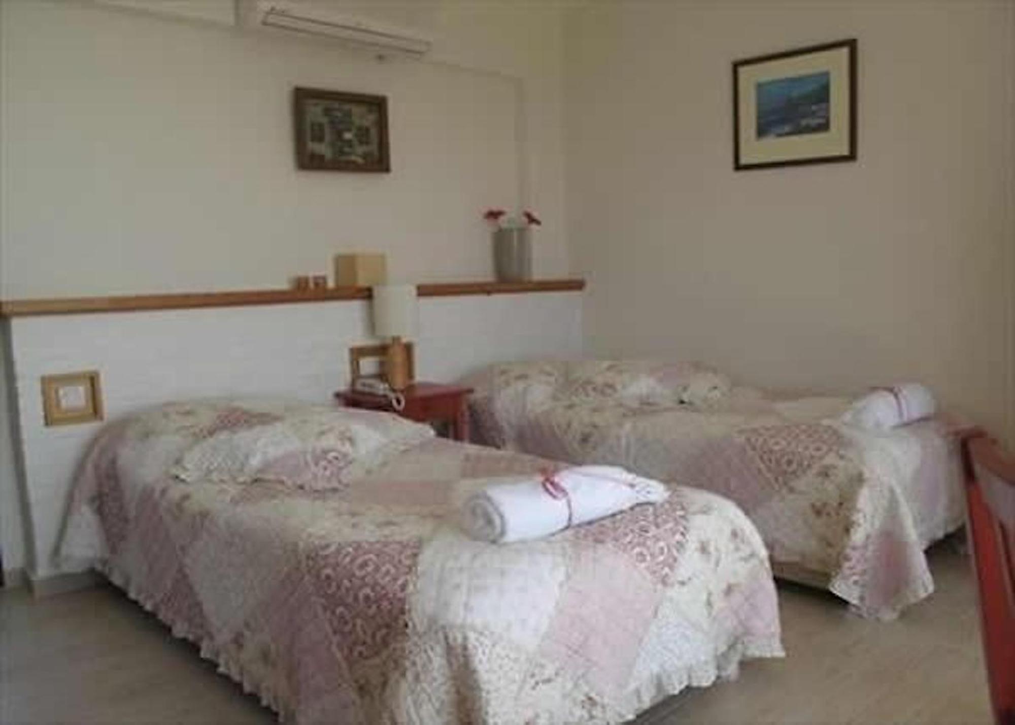 קרבורון Nergis Hotel מראה חיצוני תמונה