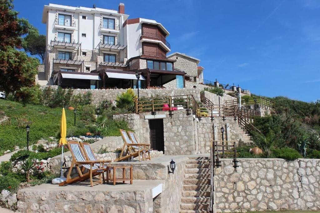 קרבורון Nergis Hotel מראה חיצוני תמונה