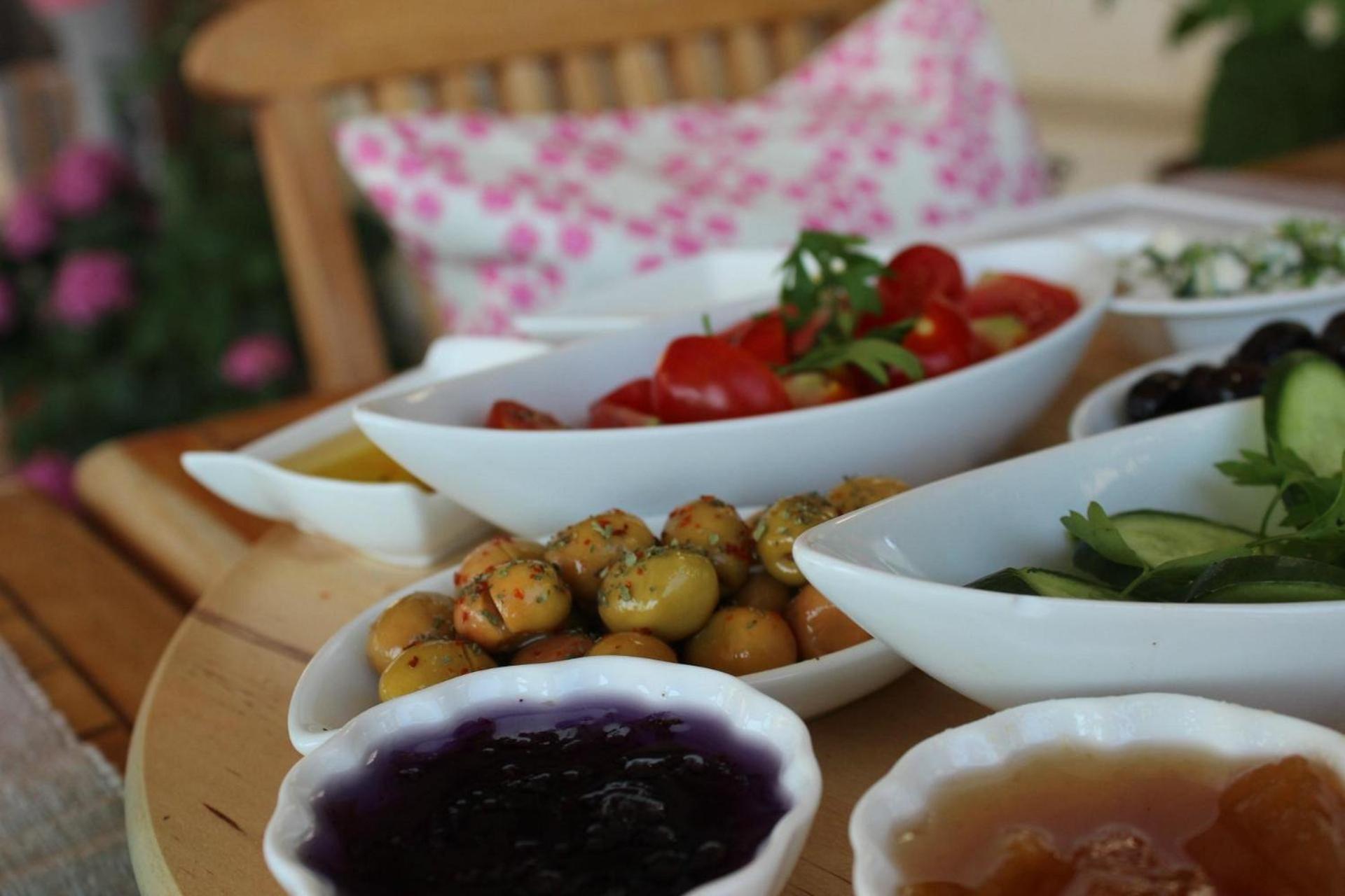 קרבורון Nergis Hotel מראה חיצוני תמונה