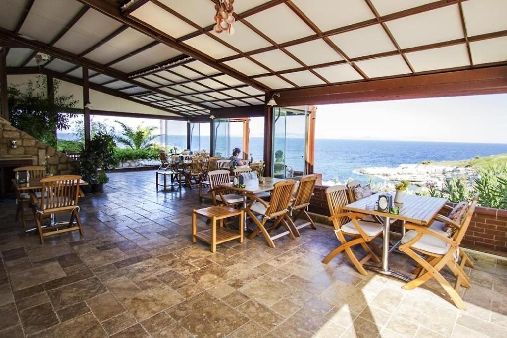 קרבורון Nergis Hotel מראה חיצוני תמונה